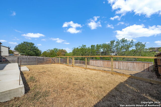 Image 29 of 33 For 6819 Dulce Meadow