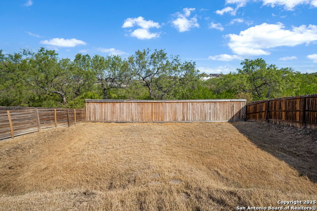 Image 31 of 33 For 6819 Dulce Meadow