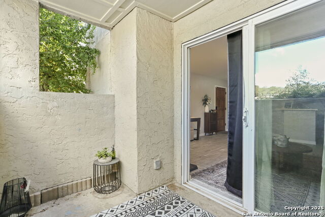 Image 10 of 19 For 5322 Medical Dr  E103