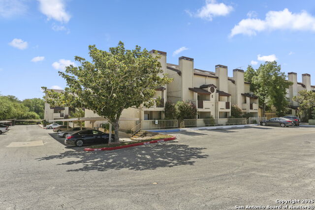 Image 2 of 19 For 5322 Medical Dr  E103