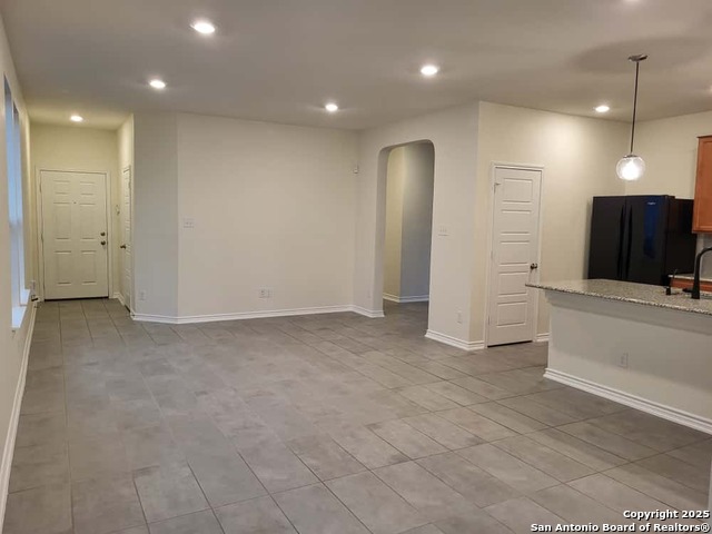 Listing photo id 4 for 10415 Caddo Pass