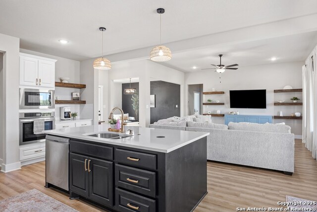 Listing photo id 8 for 135 Lone Oak