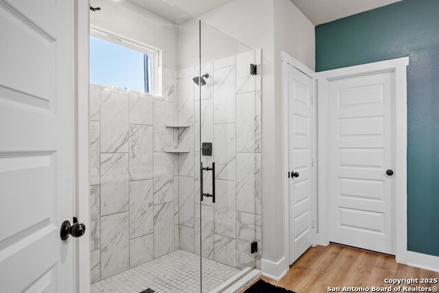 Listing photo id 13 for 135 Lone Oak