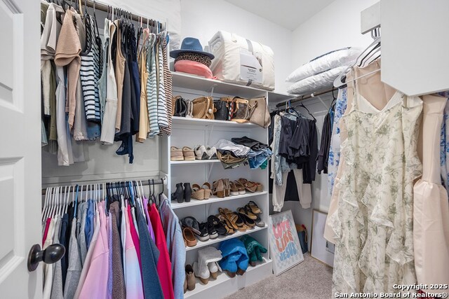 Listing photo id 14 for 135 Lone Oak