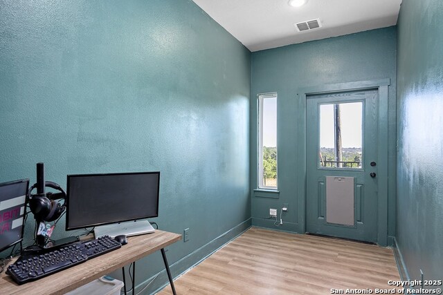 Listing photo id 15 for 135 Lone Oak