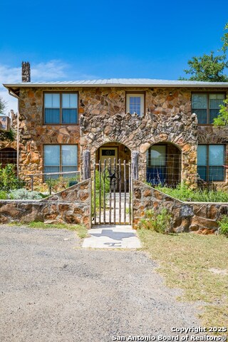 Listing photo id 38 for 135 Lone Oak