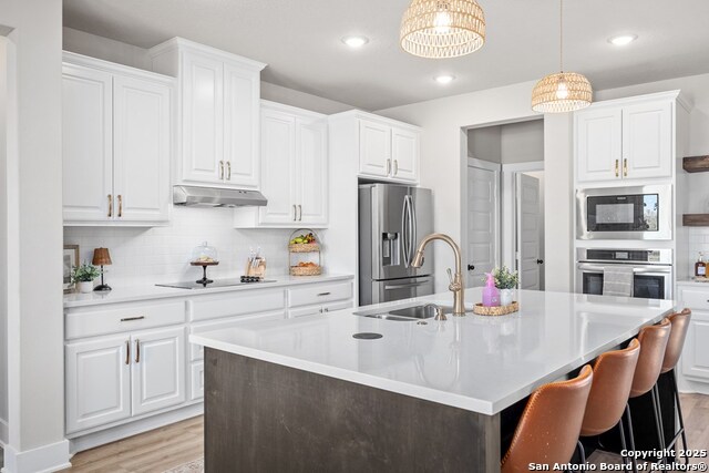 Listing photo id 6 for 135 Lone Oak