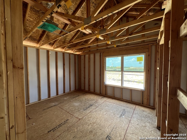 Listing photo id 8 for 12852 Red Apple Rd.