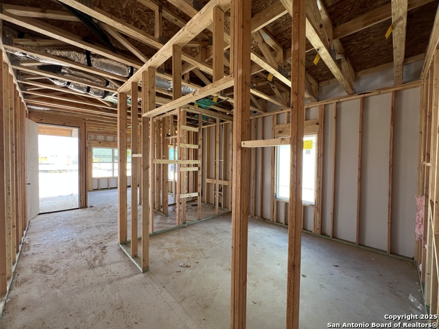 Listing photo id 12 for 12852 Red Apple Rd.