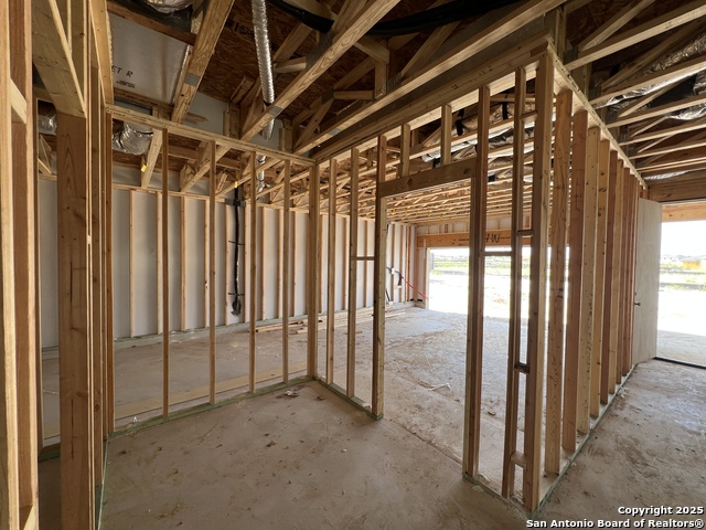Listing photo id 13 for 12852 Red Apple Rd.