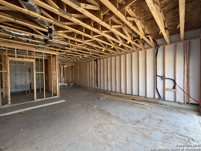 Listing photo id 14 for 12852 Red Apple Rd.