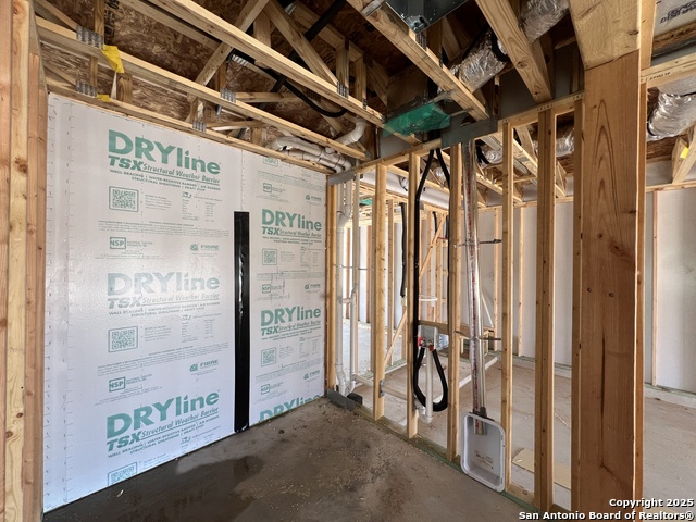 Listing photo id 15 for 12852 Red Apple Rd.