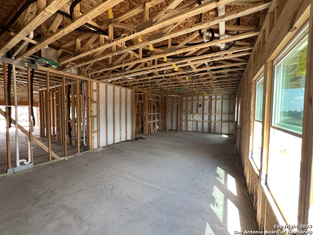 Listing photo id 20 for 12852 Red Apple Rd.