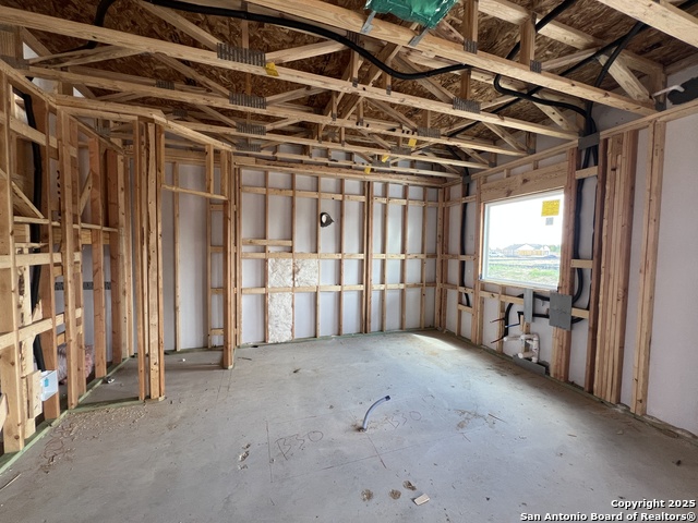 Listing photo id 21 for 12852 Red Apple Rd.