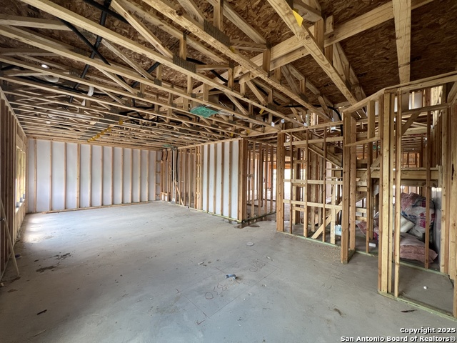 Listing photo id 22 for 12852 Red Apple Rd.