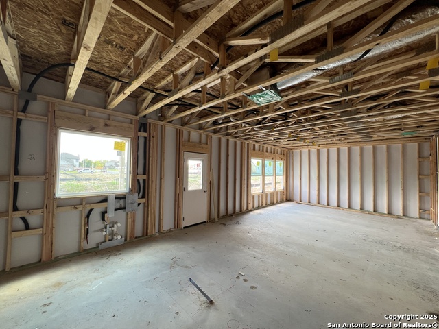 Listing photo id 23 for 12852 Red Apple Rd.