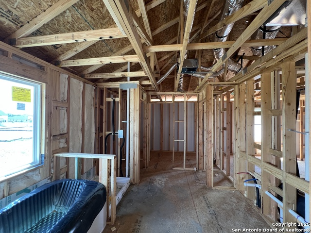 Listing photo id 29 for 12852 Red Apple Rd.