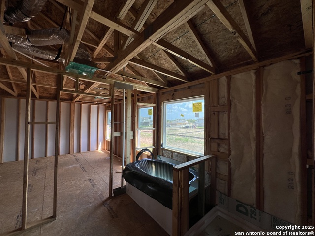 Listing photo id 31 for 12852 Red Apple Rd.