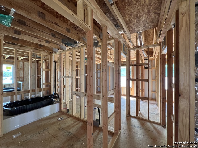 Listing photo id 33 for 12852 Red Apple Rd.