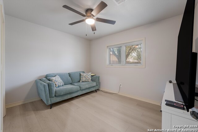 Image 22 of 31 For 12859 Tarrytown St