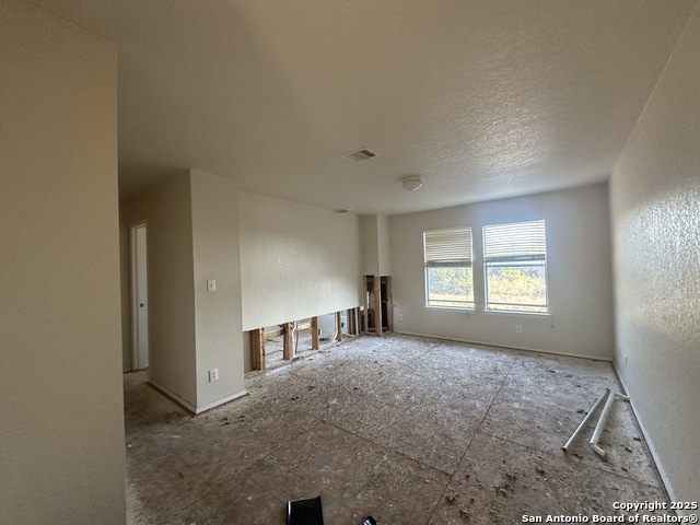 Image 10 of 22 For 202 Agency Oaks