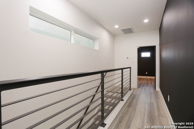 Image 10 of 22 For 130 Lachapelle E