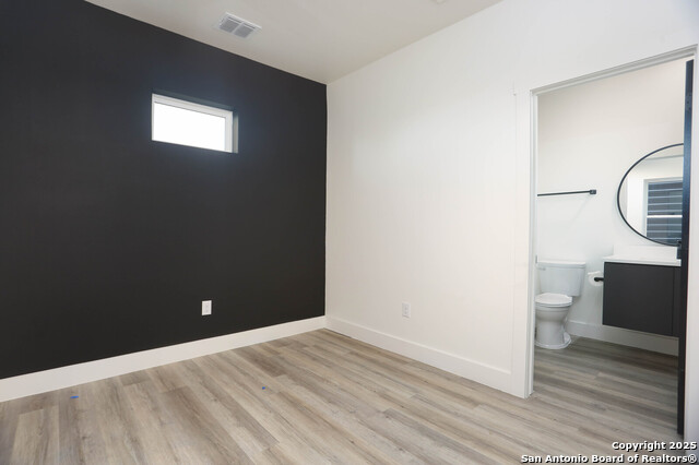 Image 12 of 22 For 130 Lachapelle E