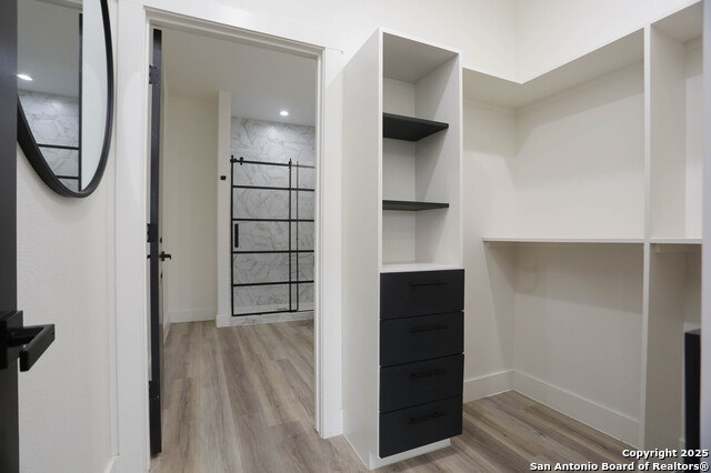 Image 19 of 22 For 130 Lachapelle E