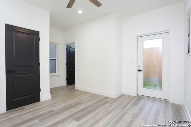 Image 22 of 22 For 130 Lachapelle E