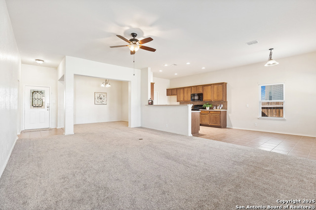 Image 10 of 43 For 318 Birkdale