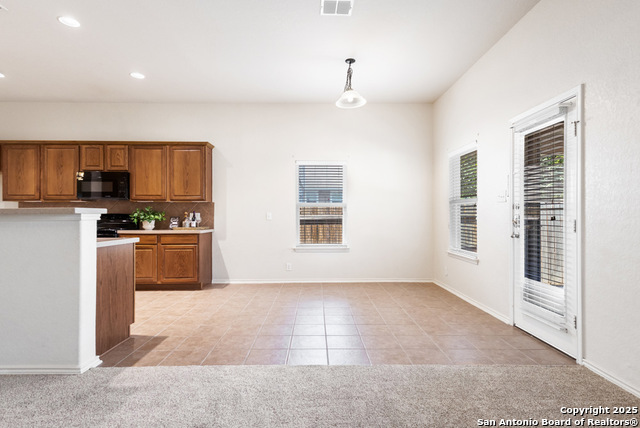 Image 12 of 43 For 318 Birkdale