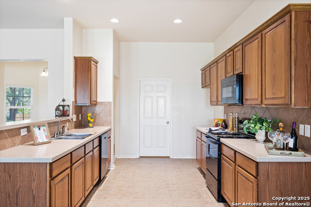 Image 13 of 43 For 318 Birkdale