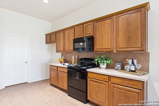 Image 14 of 43 For 318 Birkdale