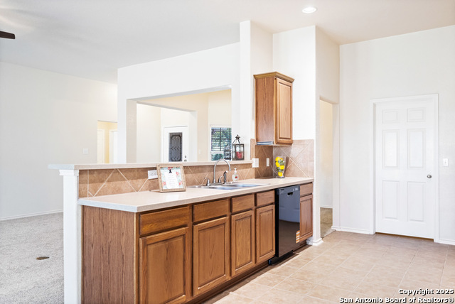 Image 15 of 43 For 318 Birkdale