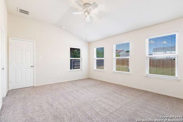 Image 21 of 43 For 318 Birkdale