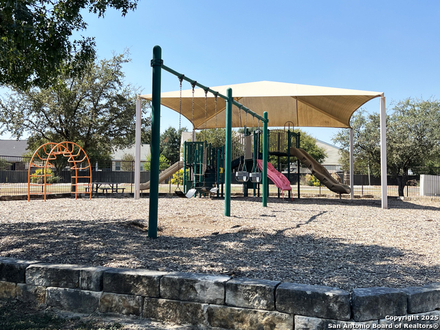 Image 39 of 43 For 318 Birkdale