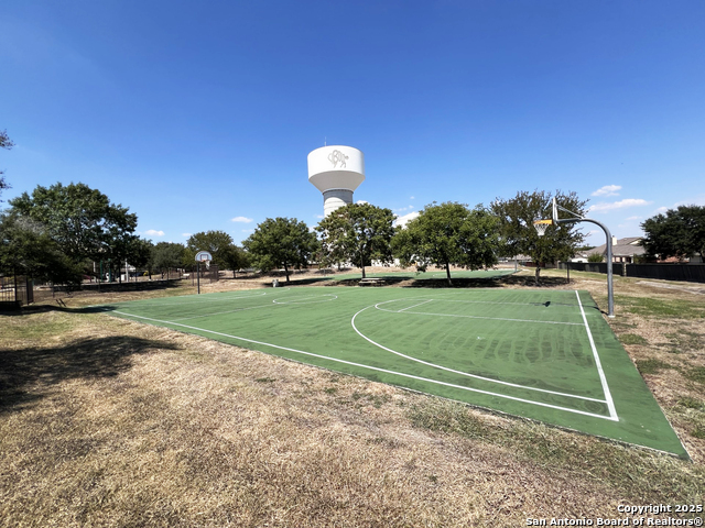 Image 41 of 43 For 318 Birkdale