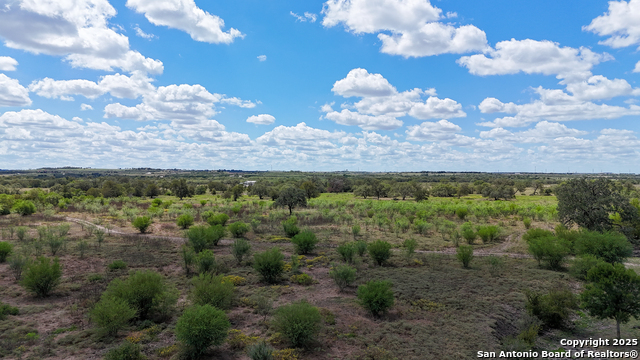 Listing photo id 13 for 4444 Fm 1339