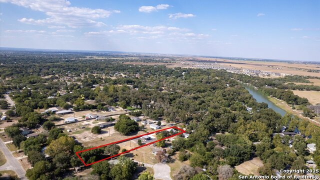 Listing photo id 29 for 2570 Terminal Loop