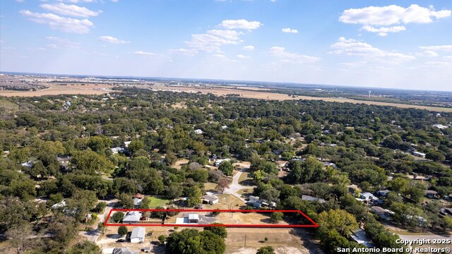 Listing photo id 31 for 2570 Terminal Loop