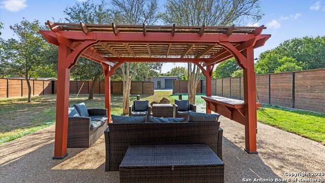 Listing photo id 5 for 2570 Terminal Loop