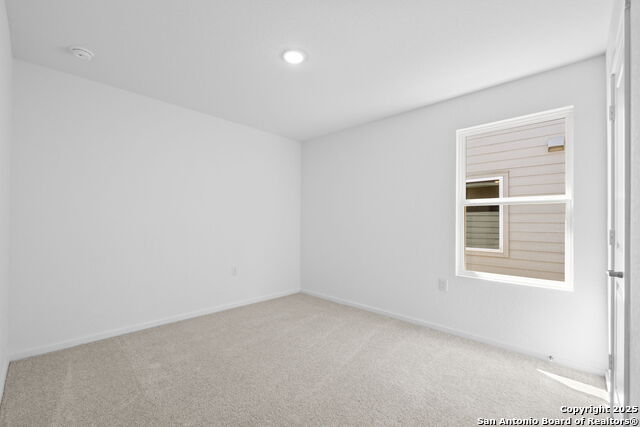 Image 5 of 25 For 1447 Neria Loop