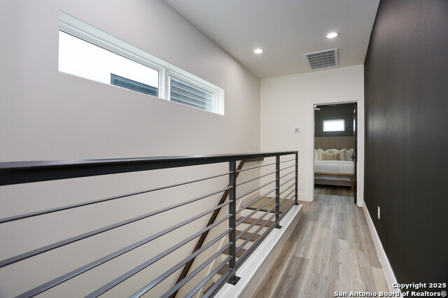 Image 13 of 21 For 138 Lachapelle E