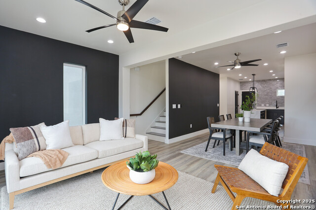 Image 9 of 21 For 138 Lachapelle E