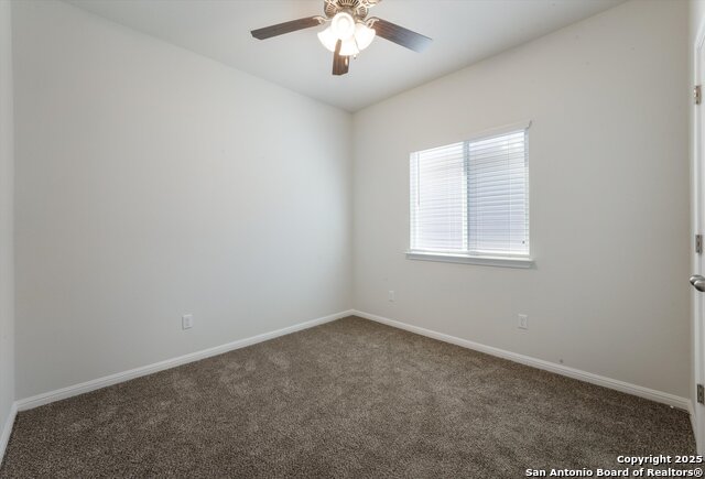 Image 17 of 23 For 235 Mossycup