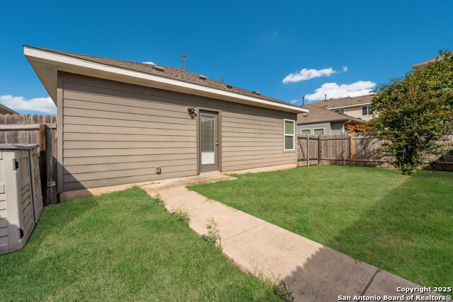 Image 21 of 23 For 235 Mossycup