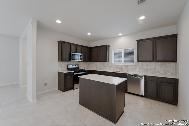 Image 6 of 23 For 235 Mossycup