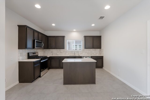 Image 7 of 23 For 235 Mossycup