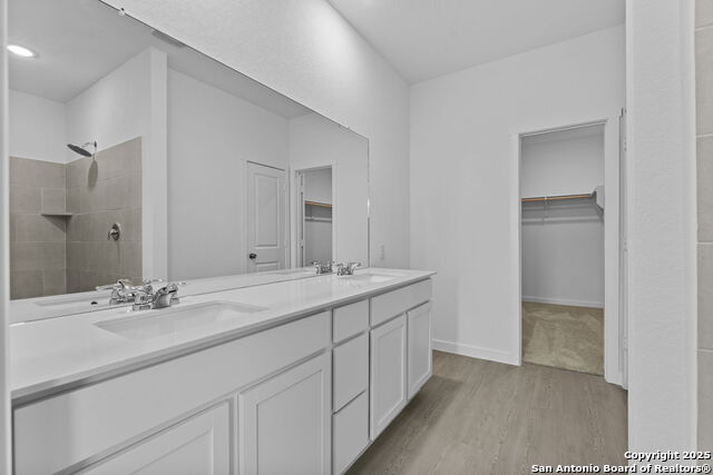 Image 11 of 30 For 31927 Ambrose St