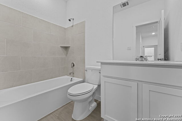 Image 16 of 30 For 31927 Ambrose St